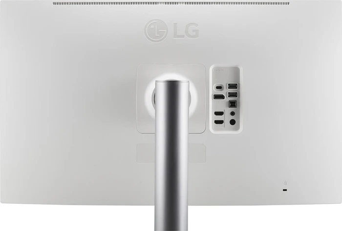 LG UltraFine 32UQ85X-W, 31.5"