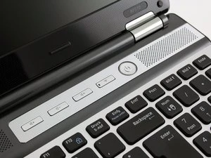 Samsung RF510, Core i5-460M, 4GB RAM, 500GB HDD, GeForce GT 330M, DE