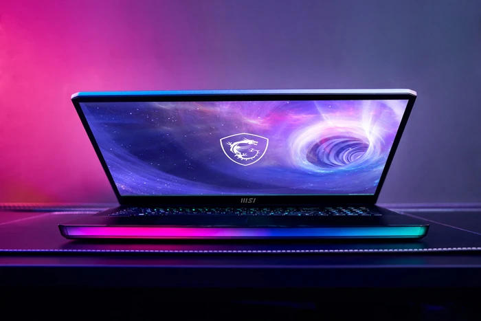 MSI Raider GE76 12UGS-001, Core i7-12700H, 32GB RAM, 1TB SSD, GeForce RTX 3070 Ti, DE