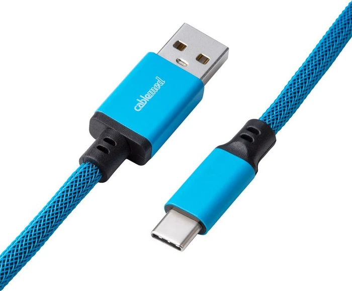 CableMod Classic Coiled Keyboard Cable USB Micro-B auf USB-A, Tastaturkabel (Spiral-Textilkabel), 1.5m, Spectrum Blue