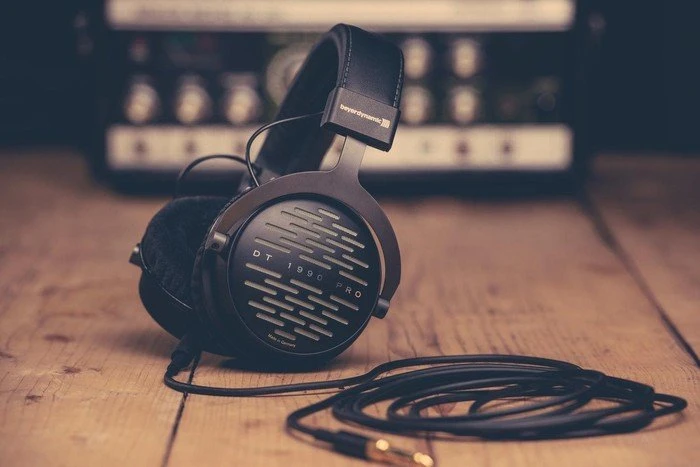 beyerdynamic DT 1990 PRO