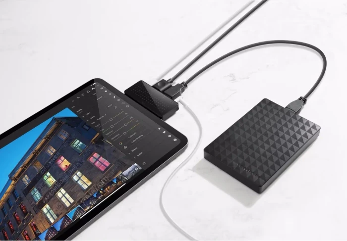 Twelve South StayGo mini schwarz, USB-C Hub, USB-C 2.0 [Buchse]