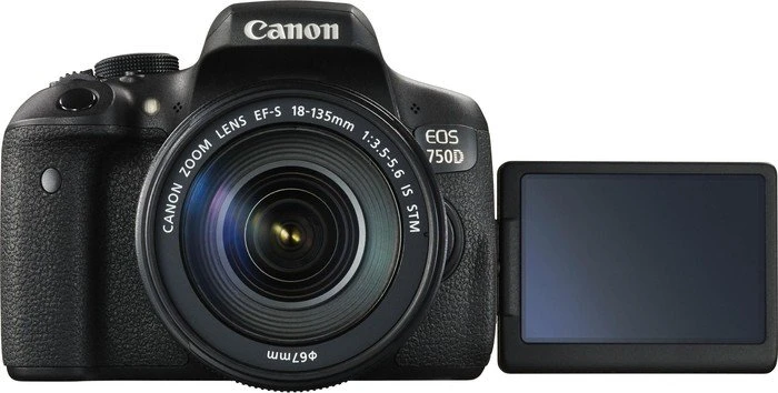 Canon EOS 750D mit Objektiv EF-S 18-135mm 3.5-5.6 IS STM