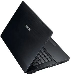 ASUS B43E-VO018X, Core i5-2410M, 4GB RAM, 320GB HDD, DE