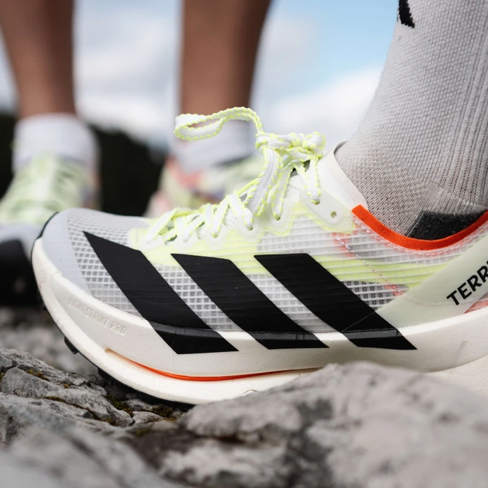 adidas Terrex Agravic Speed Ultra 2 cloud white/core black/semi impact orange (Herren)