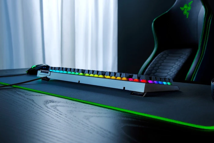 Razer BlackWidow V4 X, Razer GREEN Clicky Gen-3, USB, ND
