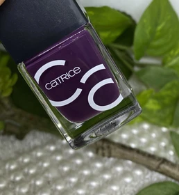 Catrice ICONails Gel Lacquer Nagellack 159 Purple Rain, 10ml