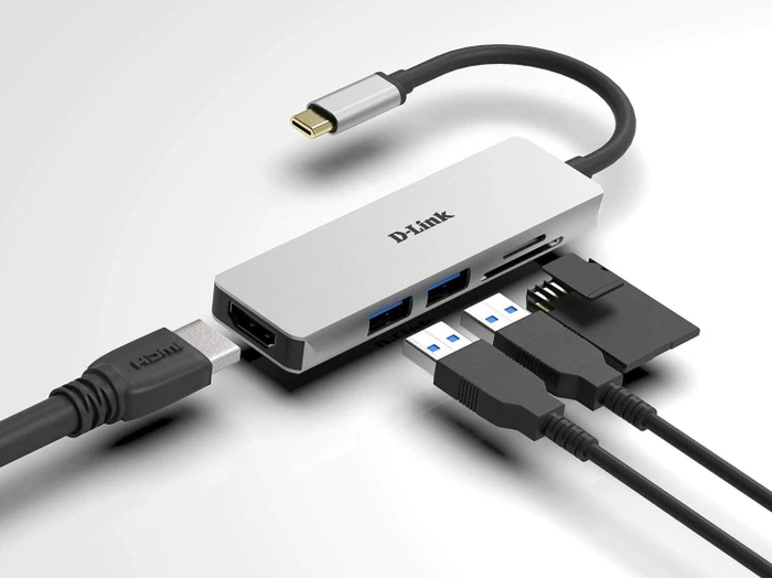 D-Link 5-in-1 USB-C Hub with HDMI/Card Reader