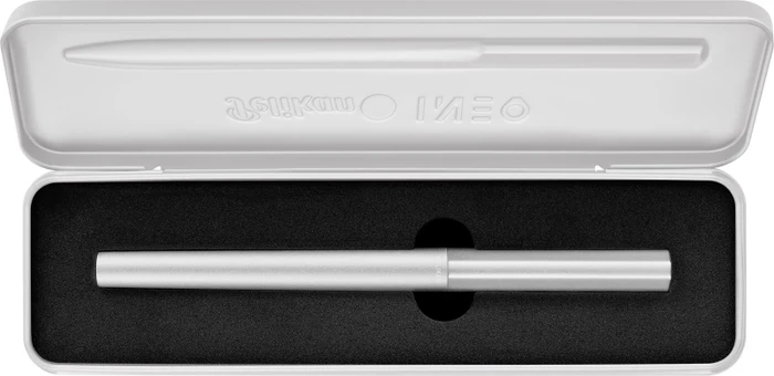Pelikan Ineo Elements P6 silber, rechte Hand, mittel, Etui