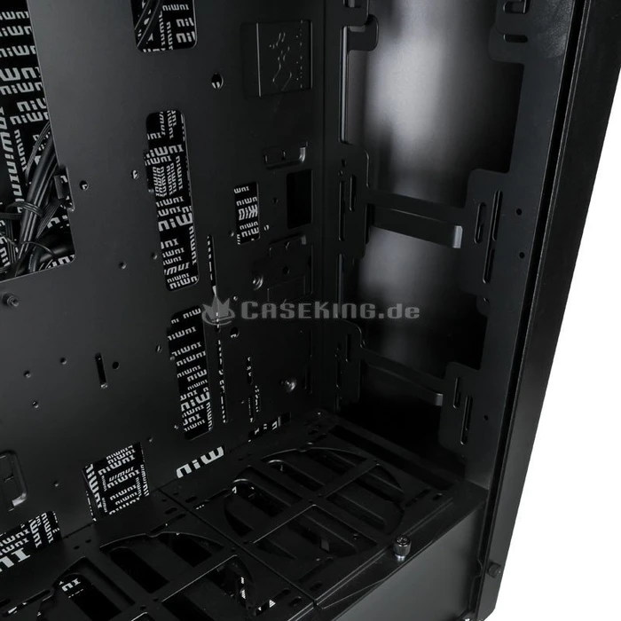 In Win 915, schwarz, Glasfenster