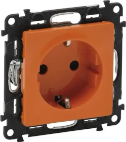 Legrand Valena Life Schutzkontaktsteckdose, orange