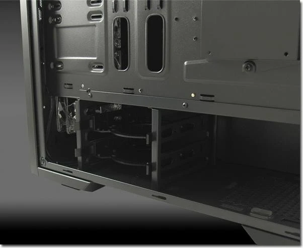 LC-Power Gaming 983B Silent Interceptor, schallgedämmt