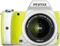 Pentax K-S1 weiß/gelb mit Objektiv smc DA L 18-55mm 3.5-5.6 AL Vorschaubild