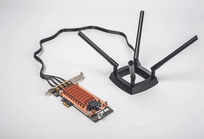 QNAP QWA-AC2600, 2.4GHz/5GHz WLAN, PCIe x1