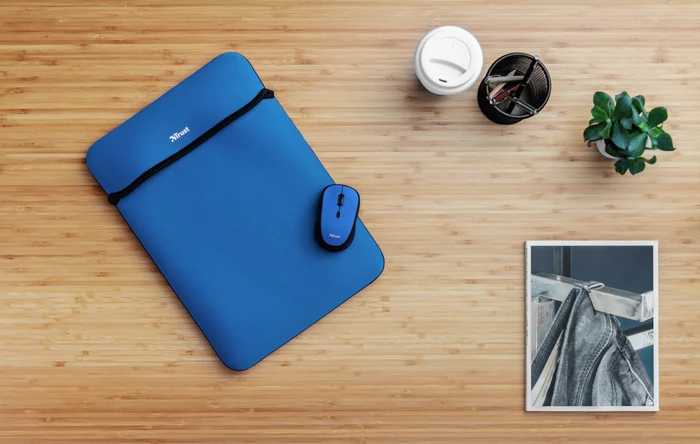 Trust Yvo Wireless Mouse Set mit Wendehülle für 15.6" Laptops, blau, USB