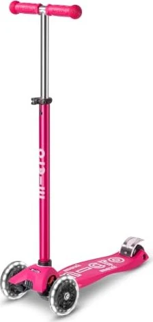 Micro Maxi Micro Deluxe Foldable LED Kickboard shocking pink