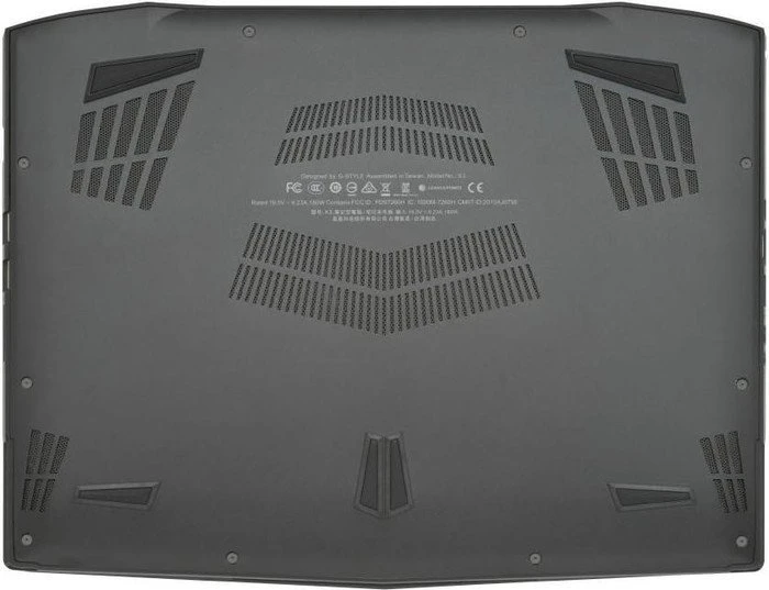 GIGABYTE AORUS X3 Plus V4-DECF1, Core i7-5700HQ, 8GB RAM, 250GB SSD, GeForce GTX 970M, DE