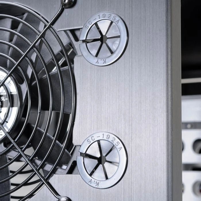 Lian Li PC-V650B schwarz