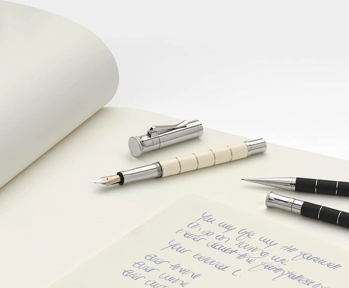 Graf von Faber-Castell Classic Anello elfenbein/silber, rechte Hand, mittel