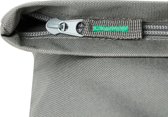RivaCase Gremio 5567 Eco 15L Rolltop Rucksack, grau