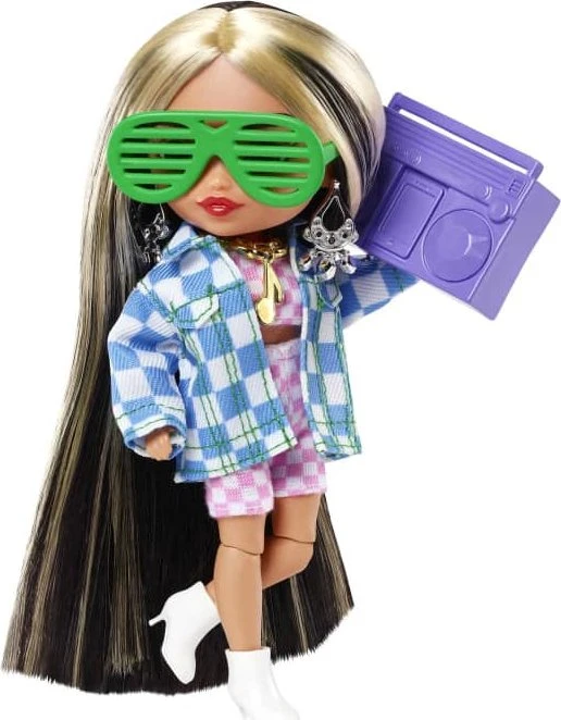 Mattel Barbie - Extra Minis Puppe trägt karierte 2-teilige Kleidung