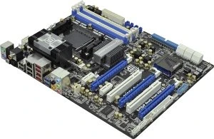 ASRock 890FX Deluxe5 (AMD AM3+)