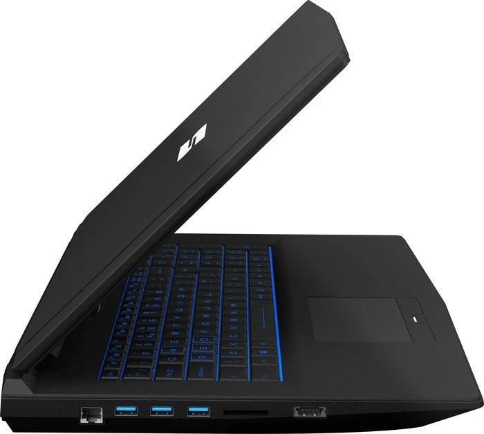 Schenker W705-7UY, Xeon E3-1231 v3, 16GB RAM, 250GB SSD, 1TB HDD, GeForce GTX 970M, DE