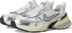 Nike V2K Run summit white/pure platinum/light iron ore/metallic silver