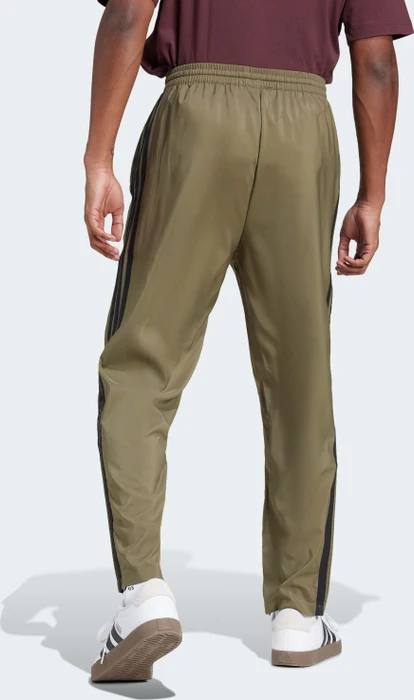 adidas Essentials 3-Streifen Stanford Trainingshose lang olive strata/black (Herren)