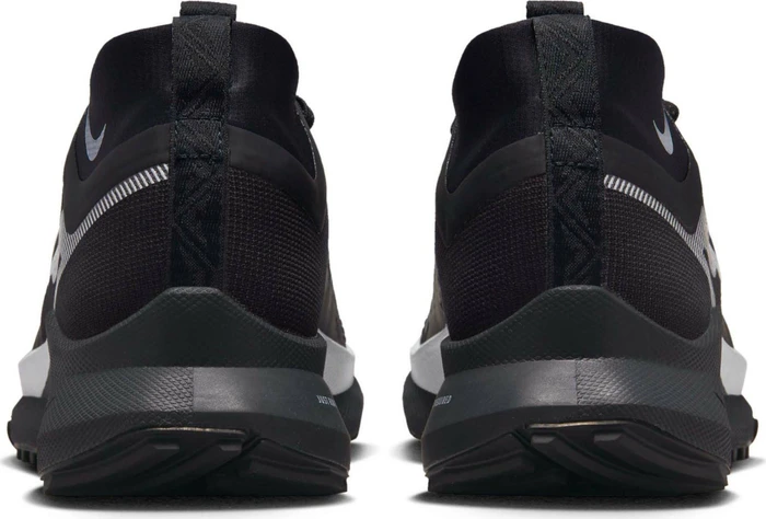 Nike React Pegasus Trail 4 Gore-Tex black/reflect silver/wolf grey (Damen)