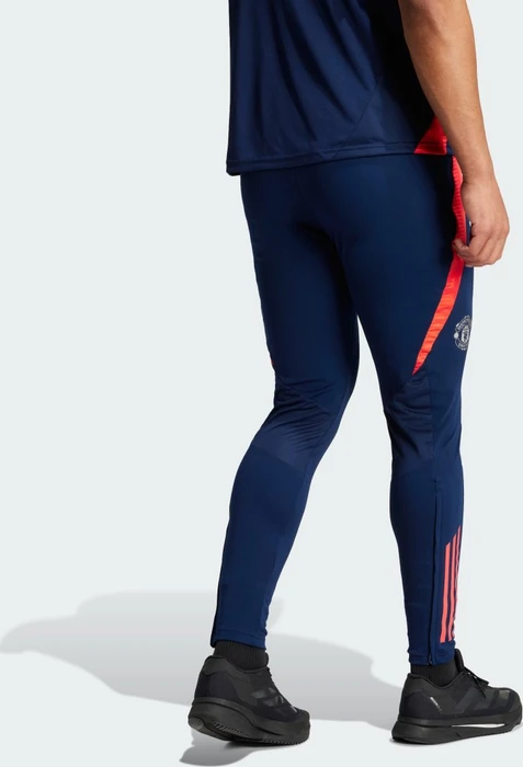 adidas Manchester United Tiro 24 Trainingshose lang night indigo/bright red (Herren)