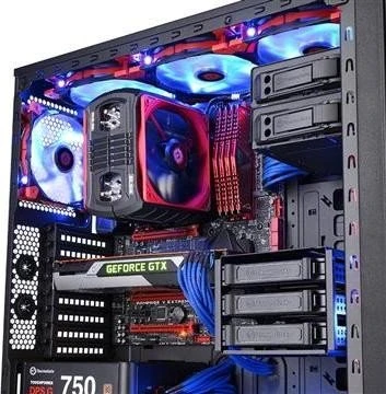 Thermaltake Versa H34, Acrylfenster