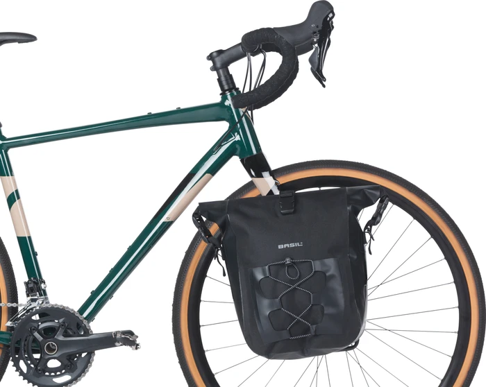 Basil Navigator Waterproof M MIK Studs Gepäcktasche schwarz