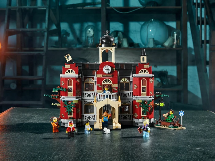 LEGO Hidden Side - Newbury's spukende Schule