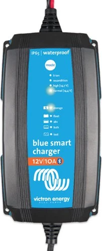 Victron Energy Blue Smart IP65 12/10 CEE 7/16