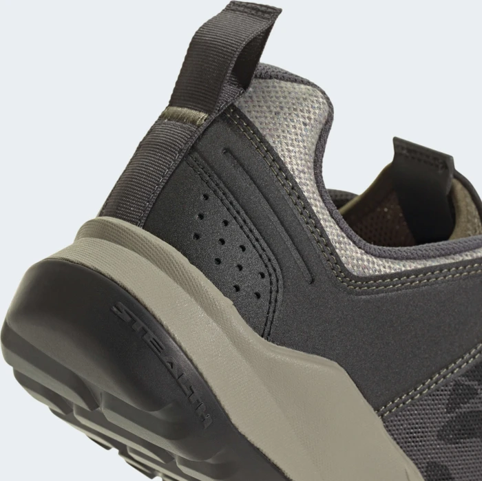 Five Ten Trailcross XT grey six/core black/olive strata (Herren)