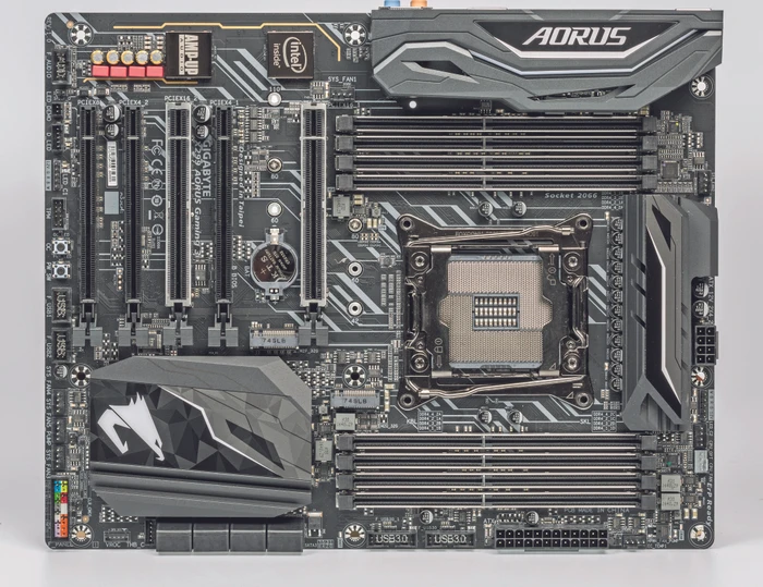GIGABYTE X299 AORUS Gaming 3 (Intel 2066)