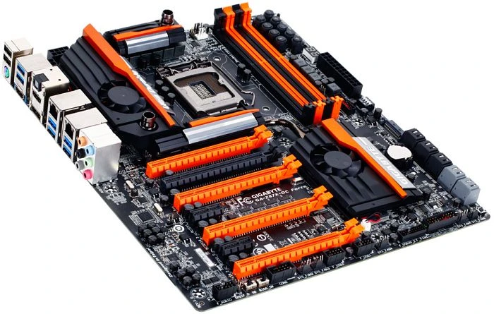 GIGABYTE GA-Z87X-OC Force (Intel 1150)