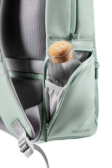 XD Design 16" Soft Daypack Notebook-Rucksack, grün