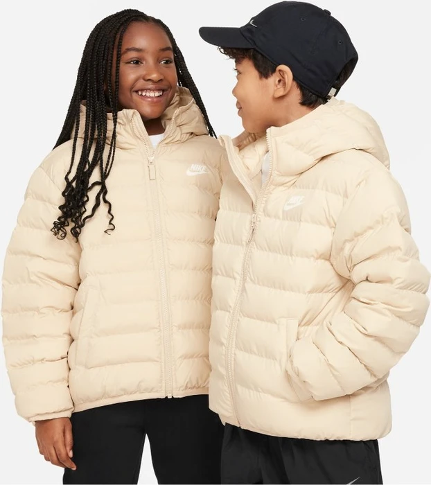 Nike Sportswear Lightweight Funktionsjacke sanddrift/white (Junior)
