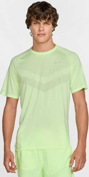 Nike Stride Dri-FIT ADV Funktionsshirt kurzarm barely volt (Herren)