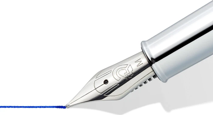 Staedtler triplus 474 antique anthracite/silber, rechte Hand, mittel, Faltschachtel