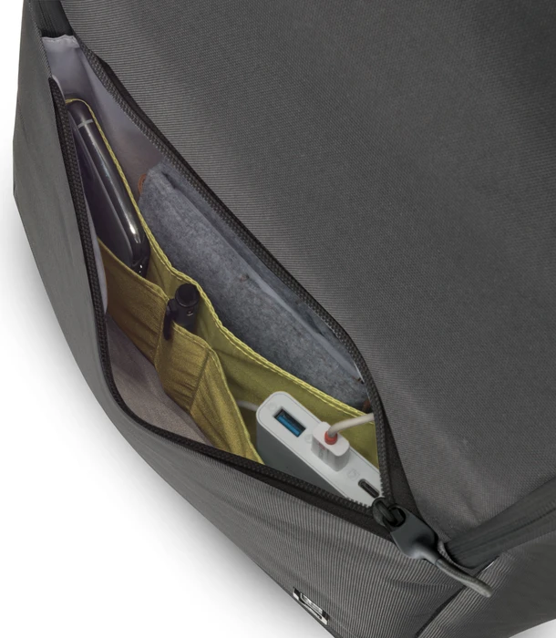 Dicota Laptop Rucksack Eco MOTION 13-15.6", schwarz
