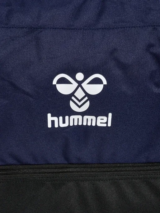 hummel Core 2.0 S mit Bodenfach Sporttasche marine/black
