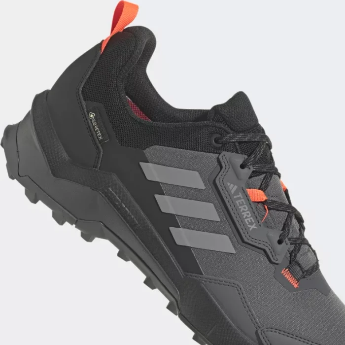 adidas Terrex AX4 GTX grey six/grey four/solar red (Herren)