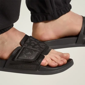adidas by Stella McCartney Badeschlappe core black (Damen)