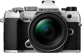 OM System OM-5 Mark II silber mit Objektiv M.Zuiko digital ED 12-40mm 2.8 PRO II