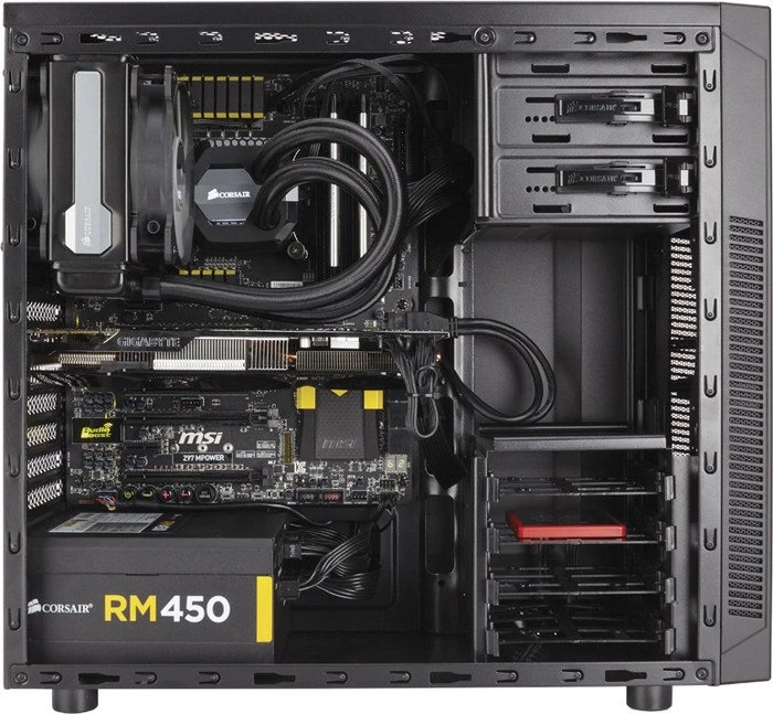 Corsair Carbide Series 100R, Acrylfenster