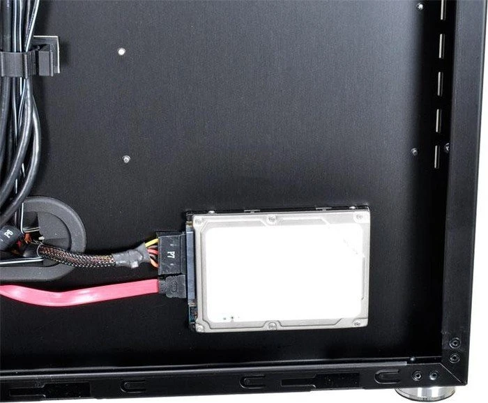 Lian Li PC-A61B schwarz