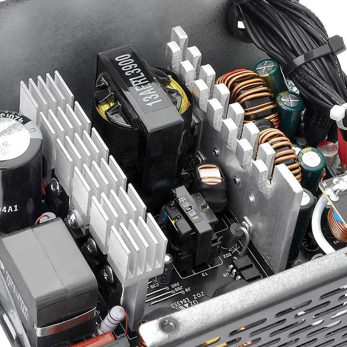 Thermaltake Smart BX1 550W, ATX 2.3